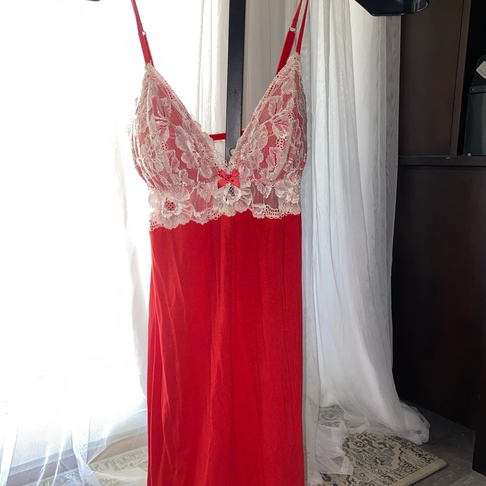 Vintage Victoria's Secret Red and White Lace babydoll slip